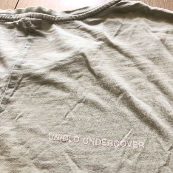 Uniqlo x Undercover Disney Snow White T Shirt Size S - Picture 5 of 11